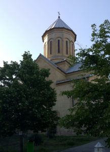 Godsdiens speel n belangrike rol in Georgië. Oral is kerke en katedrale te sien. Van hierdie geboue dateer terug tot by die Bisantynse era.