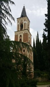 Een van die heilige plekke in Georgië is die Bodbe nonne klooster wat destyds deur Sint Nino gestig is.