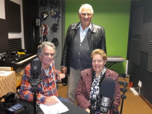 Uitn'n ander hoek 2