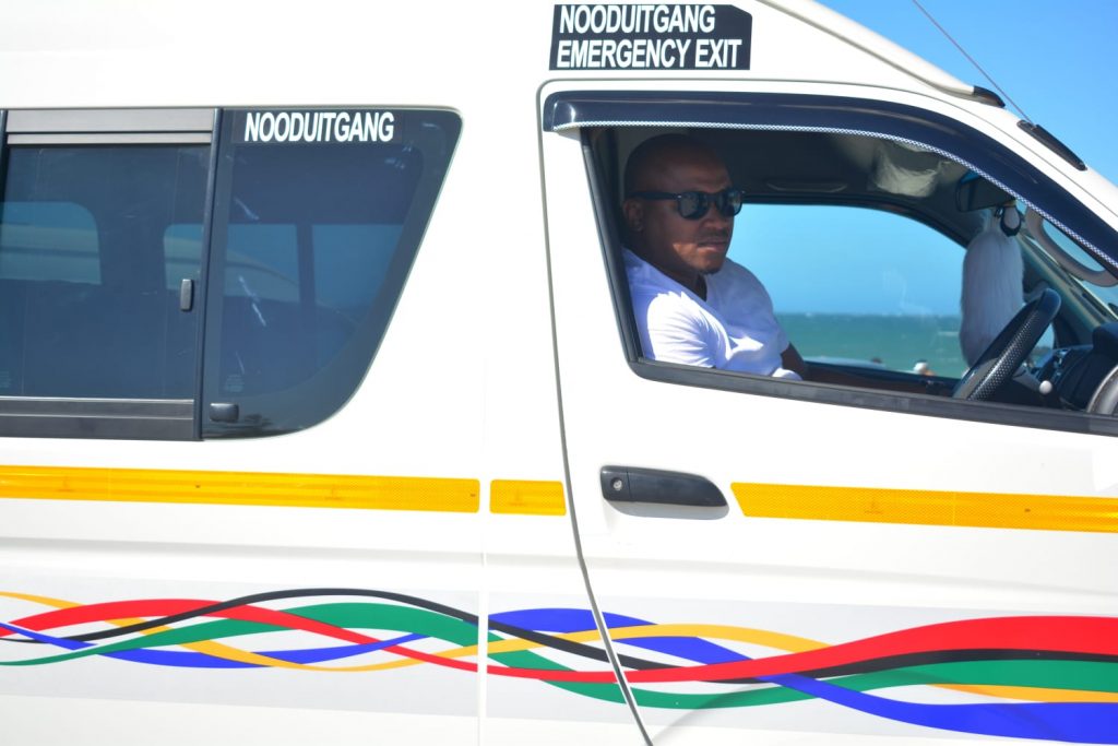 Dorpe: Ontmoet die taxibaas van Kirkwood